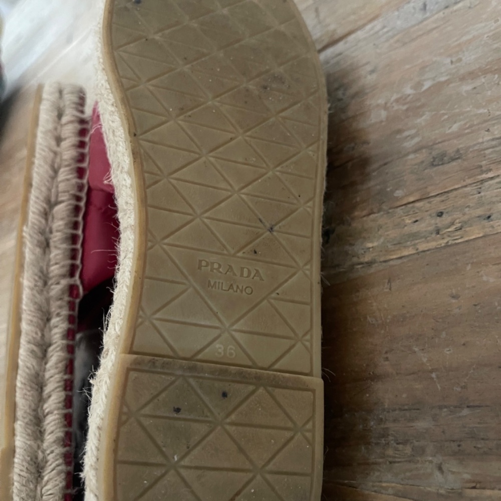 EUC Prada slides size 35 Red quilted leather espadrille - Picture 6 of 8